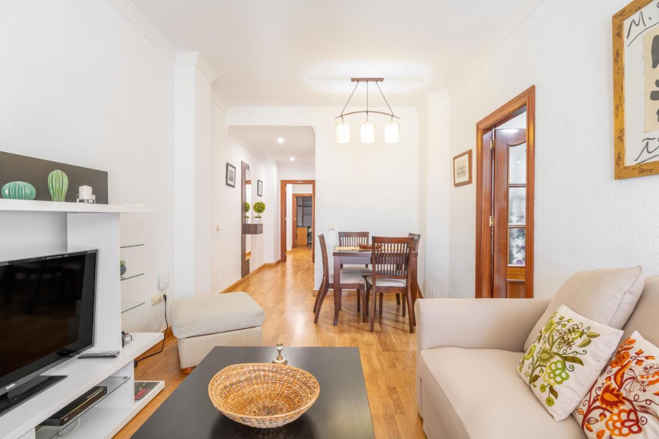 Amplio Apartamento Universidad By Renthas Malaga Ngoại thất bức ảnh