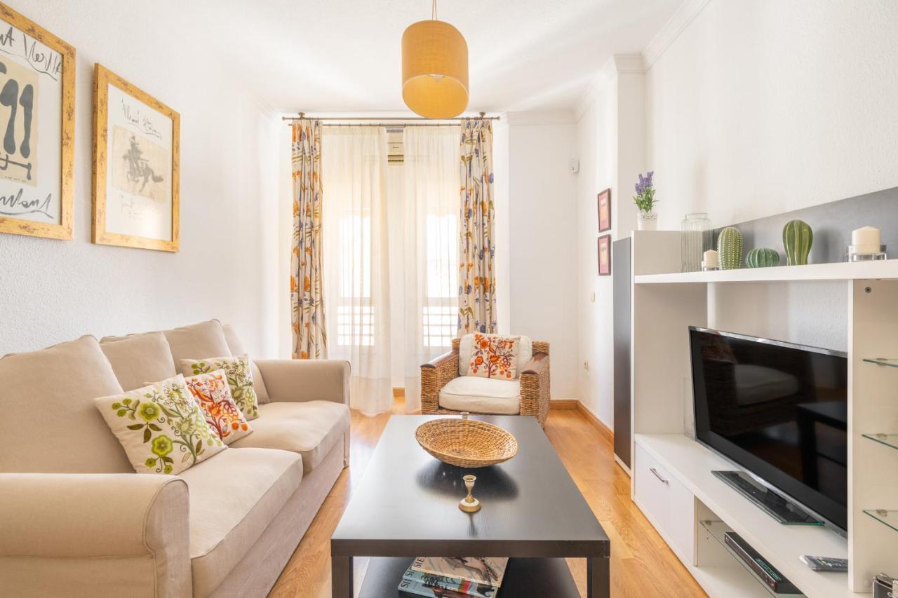 Amplio Apartamento Universidad By Renthas Malaga Ngoại thất bức ảnh