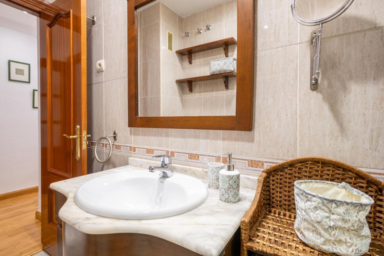 Amplio Apartamento Universidad By Renthas Malaga Ngoại thất bức ảnh